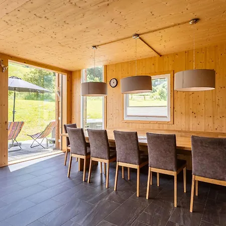Picturesque Chalet In Sankt Georgen On Ski Slopes シャレー *