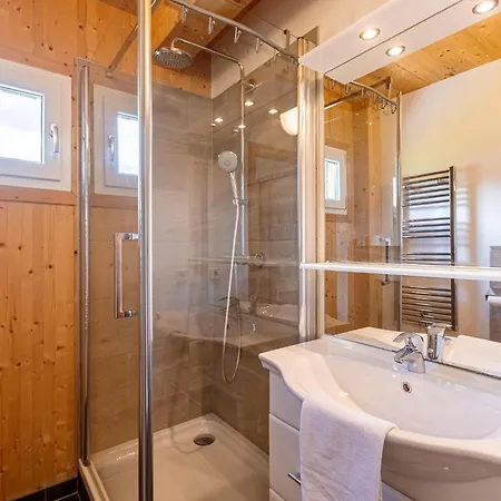 Picturesque Chalet In Sankt Georgen On Ski Slopes ザンクト・ローレンツェン・オプ・ムーラウ